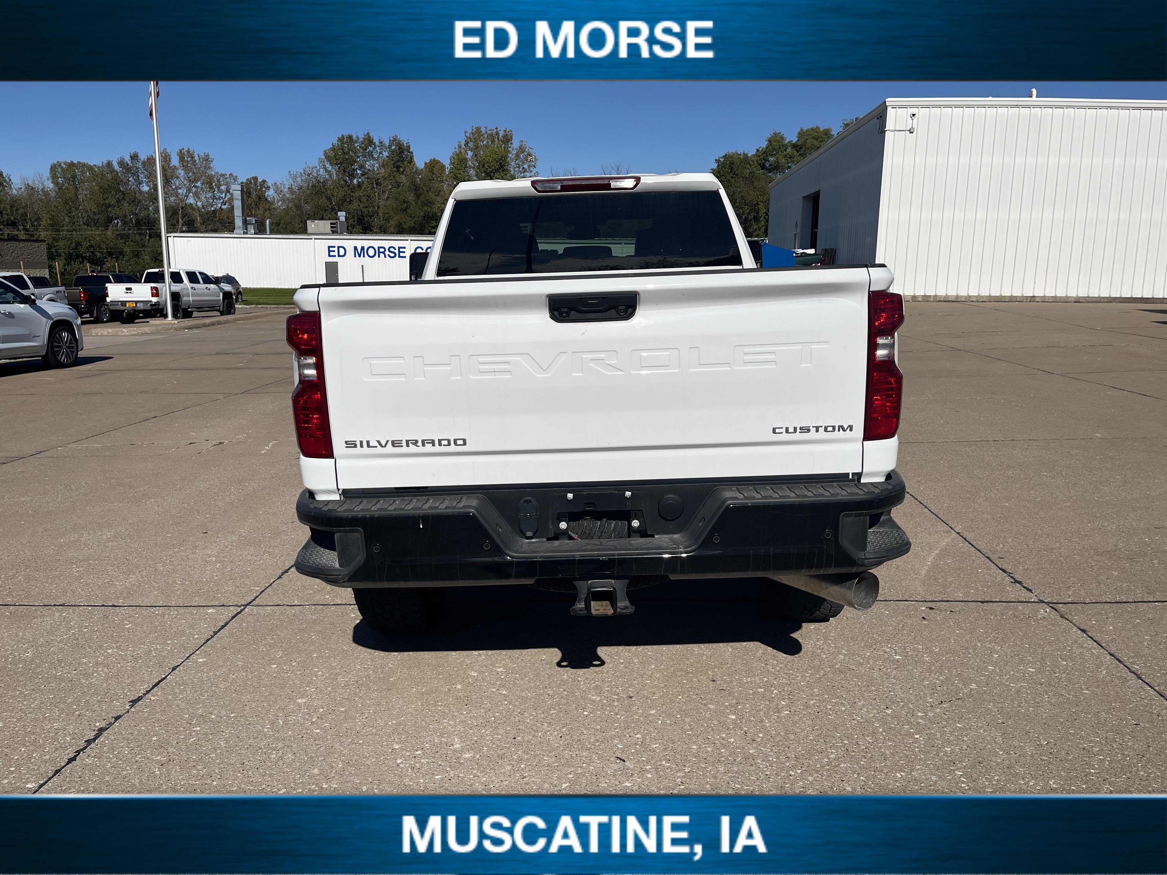 Used 2025 Chevrolet Silverado 2500 Custom w/ Custom Value Package AWD/4WD image 4