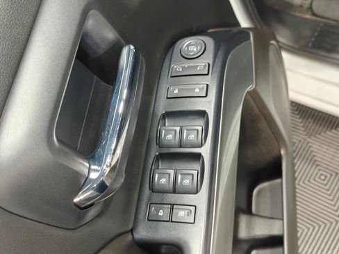 Used 2018 Chevrolet Silverado 1500 LT w/ Trailering Package AWD/4WD image 39