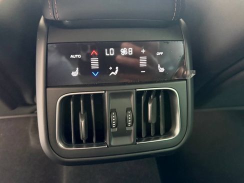 Certified 2025 Maserati Grecale Folgore AWD/4WD image 23