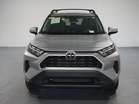 Used 2025 Toyota RAV4 XLE FWD image 2
