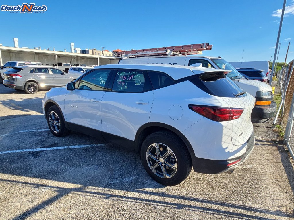 Certified 2026 Chevrolet Blazer LT FWD image 4
