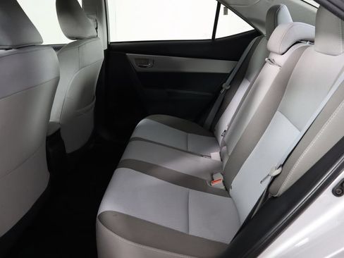 Used 2017 Toyota Corolla LE FWD image 15