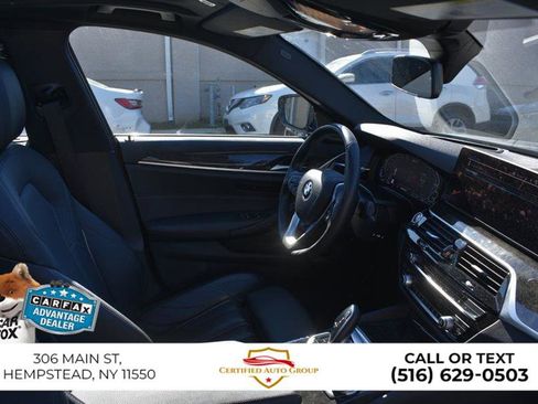 Used 2023 BMW 530e xDrive w/ Premium Package image 21