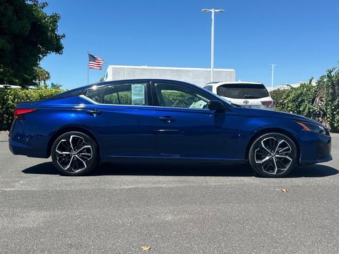 Certified 2024 Nissan Altima 2.5 SR FWD image 3