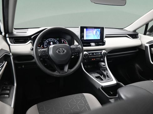 Used 2024 Toyota RAV4 XLE w/ Convenience Package image 34