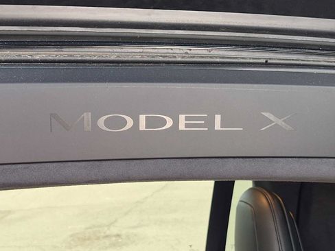 Used 2022 Tesla Model X Plaid AWD/4WD image 13