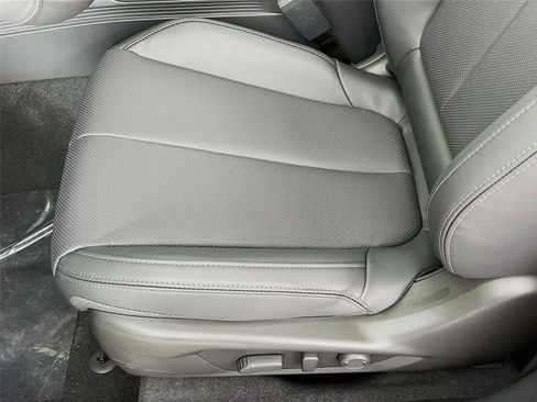 New 2026 Subaru Outback Limited image 21