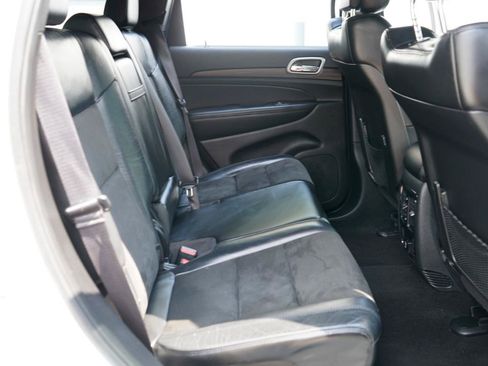 Used 2019 Jeep Grand Cherokee Altitude AWD/4WD image 57