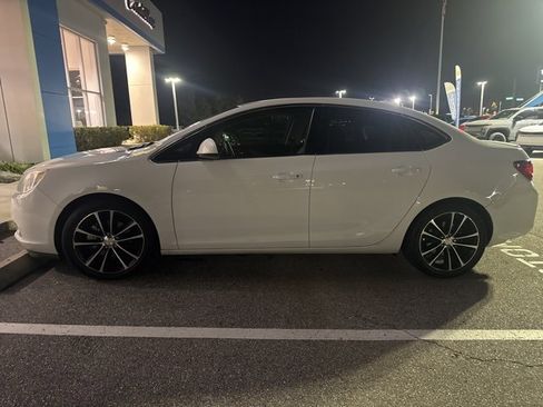 Used 2016 Buick Verano Sport Touring image 3