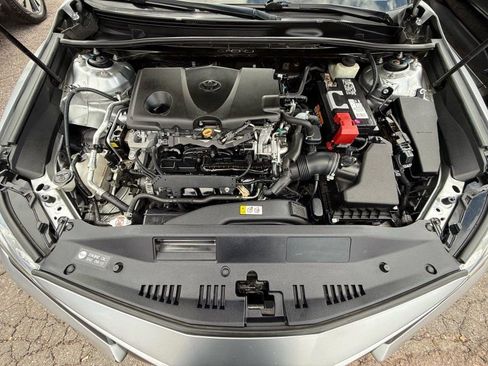 Used 2018 Toyota Camry SE image 20