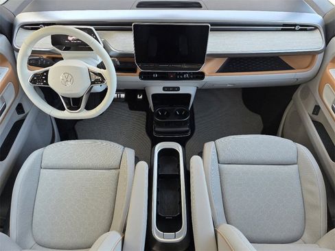 New 2025 Volkswagen ID. Buzz 1st Edition image 19