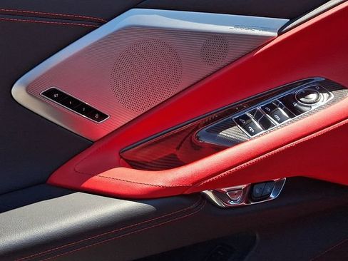 Used 2021 Chevrolet Corvette Stingray Preferred Conv w/ Z51 Performance Package RWD image 18