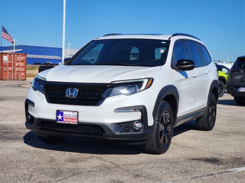 Used 2022 Honda Pilot TrailSport image 2