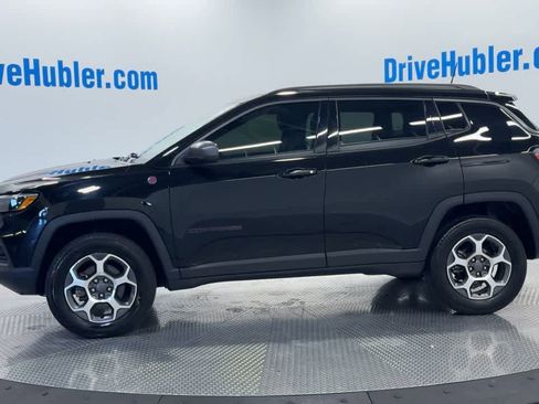 Used 2022 Jeep Compass Trailhawk w/ Trailhawk Elite Group image 8