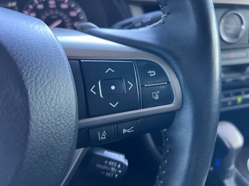 Used 2022 Lexus RX 450h AWD image 15