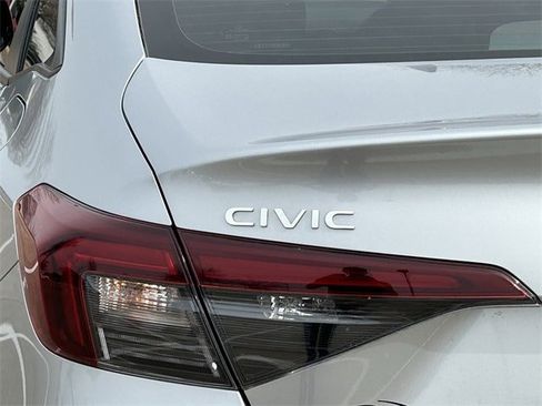 Used 2025 Honda Civic Sport image 8