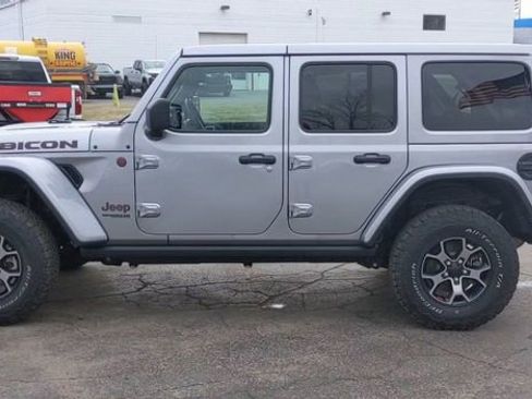 Used 2019 Jeep Wrangler Unlimited Rubicon w/ Uconnect 4C Nav & Sound Group image 5