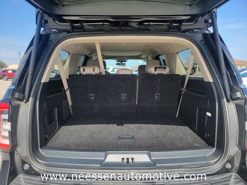 Used 2024 Ford Expedition Max Limited AWD/4WD image 32