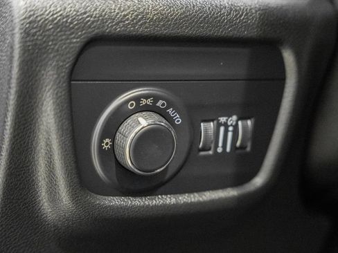 Certified 2023 Jeep Grand Cherokee Laredo AWD/4WD image 37