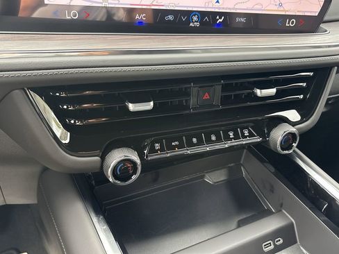 New 2025 Chevrolet Tahoe LS image 19