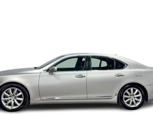 Used 2007 Lexus LS 460 RWD image 1