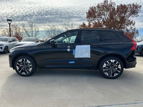 New 2026 Volvo XC60 B5 Plus w/ Protection Package Premier image 4