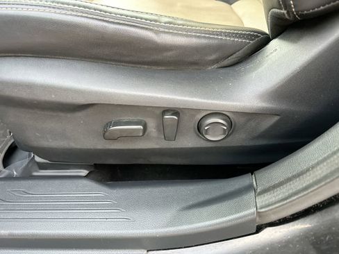 Used 2020 Subaru Outback Limited image 22