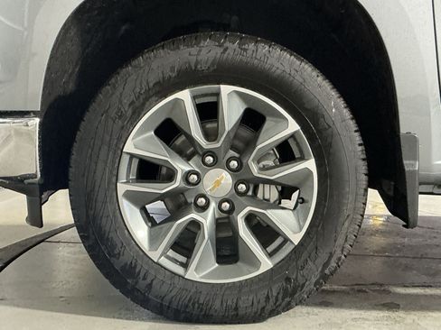 New 2026 Chevrolet Silverado 1500 LT w/ All Star Edition Plus AWD/4WD image 13