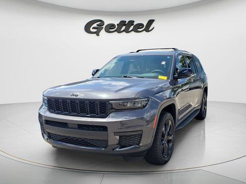 Used 2023 Jeep Grand Cherokee L Laredo RWD image 2