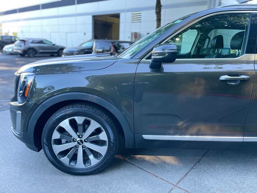 Used 2020 Kia Telluride S w/ S 8 Passenger Seating Package AWD/4WD image 8