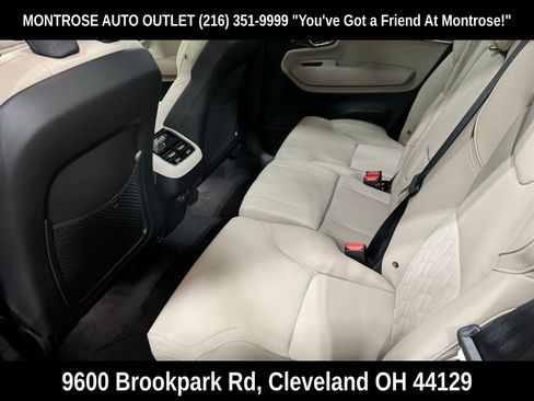 New 2026 Volvo XC90 B6 Plus w/ Protection Package Premier image 31