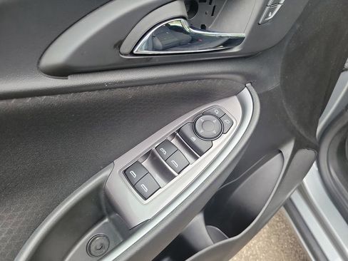 Used 2024 Chevrolet Malibu LT FWD image 21