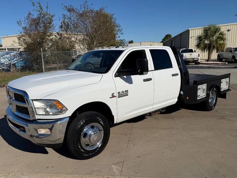 Used 2013 RAM 3500 Tradesman w/ Chrome Appearance Group image 13