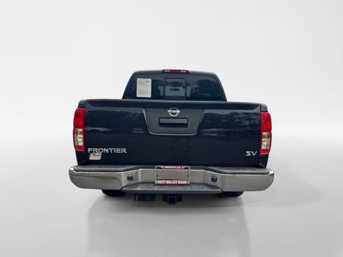 Used 2017 Nissan Frontier SV RWD image 4
