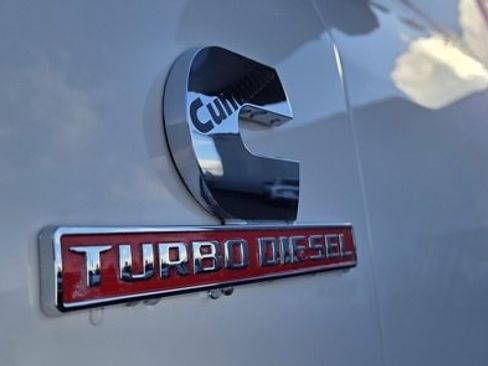 Used 2019 RAM 3500 Laramie image 11