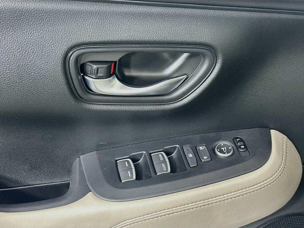 New 2027 Honda HR-V EX-L image 18