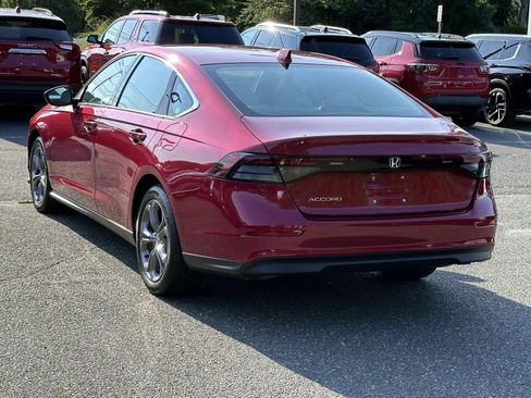Used 2024 Honda Accord EX image 2