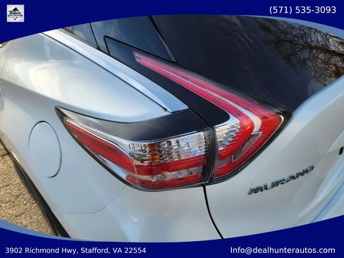 Used 2015 Nissan Murano Platinum w/ Platinum Technology Package FWD image 10
