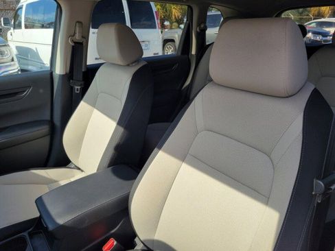 Used 2025 Honda CR-V EX image 9