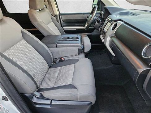 Used 2017 Toyota Tundra SR5 image 19