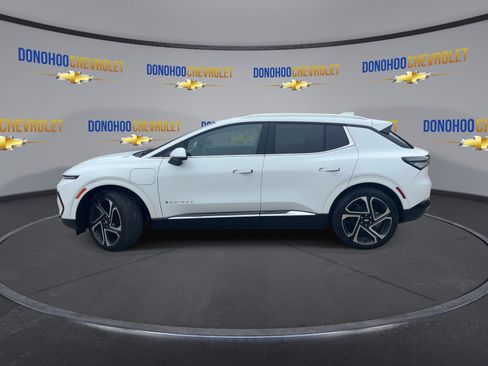 Used 2026 Chevrolet Equinox EV LT AWD/4WD image 8
