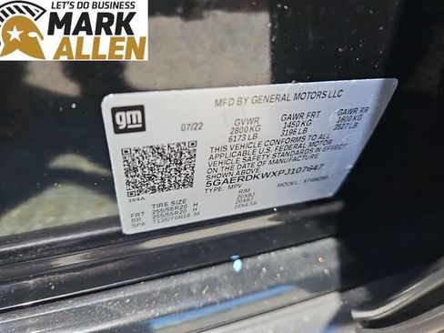 Used 2023 Buick Enclave Avenir w/ Avenir Technology Package FWD image 33