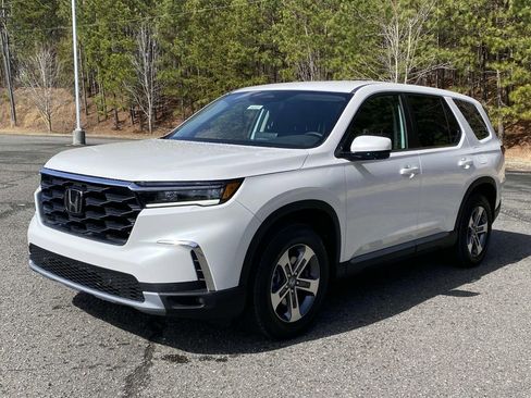 New 2025 Honda Pilot EX-L image 5