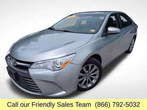 Used 2017 Toyota Camry XLE w/ Convenience Package FWD image 1