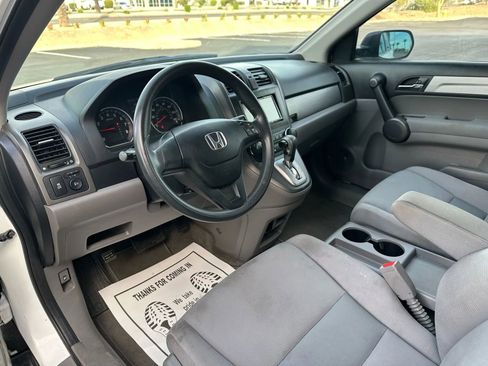 Used 2011 Honda CR-V LX image 9