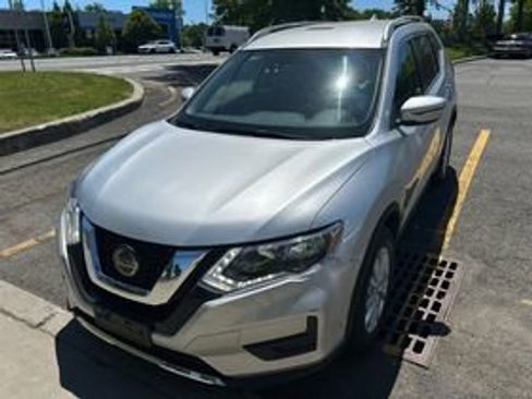 Used 2020 Nissan Rogue SV AWD/4WD image 1
