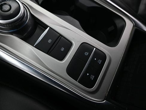 Certified 2022 Ford Explorer Platinum w/ Technology Package image 19