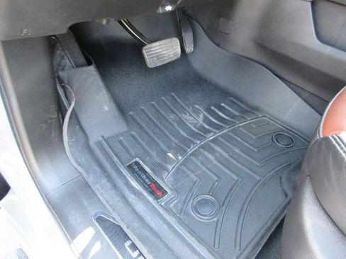 Certified 2024 GMC Sierra 1500 Denali Ultimate AWD/4WD image 32