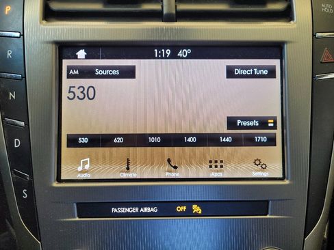 Used 2019 Lincoln MKZ Premiere image 25