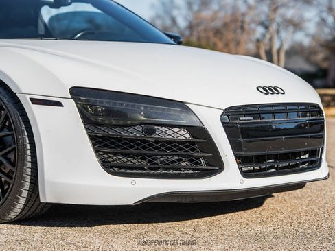 Used 2015 Audi R8 V8 w/ Full Leather Package image 77
